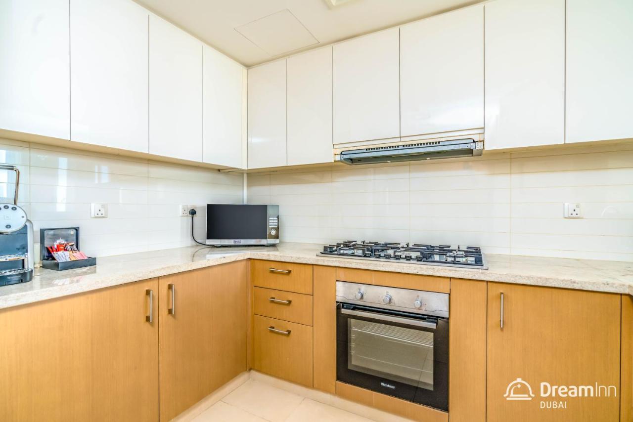 Dream Apartments- Burj Vista Apartment