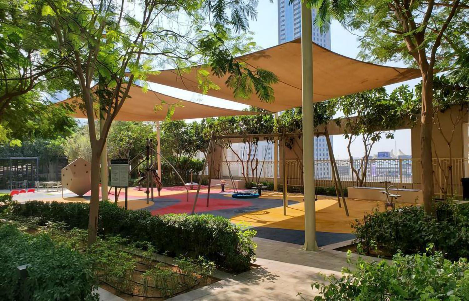 Dream Apartments- Burj Vista *